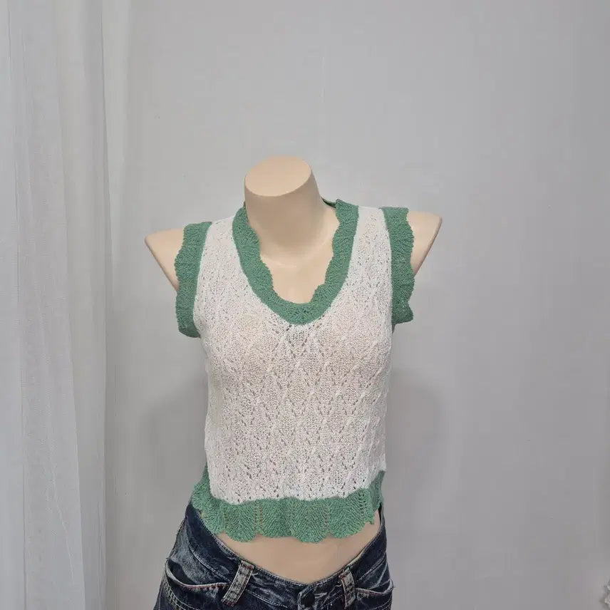 [BUNJANG] White & Green Crochet Vest (New) / 화이트 그린 크로셰 뜨개 조끼(새제품)