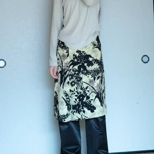 [BUNJANG] Teak ARC Silk Print Skirt (Size S) / teak 티크 ARC SILK PRINT SKIRT S