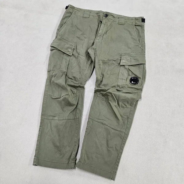 [BUNJANG] CP Company Lens Applique Cargo Pants (Buttonless) / 52 cp컴퍼니 렌즈 와펜 카고 팬츠(단추없음)0526Y