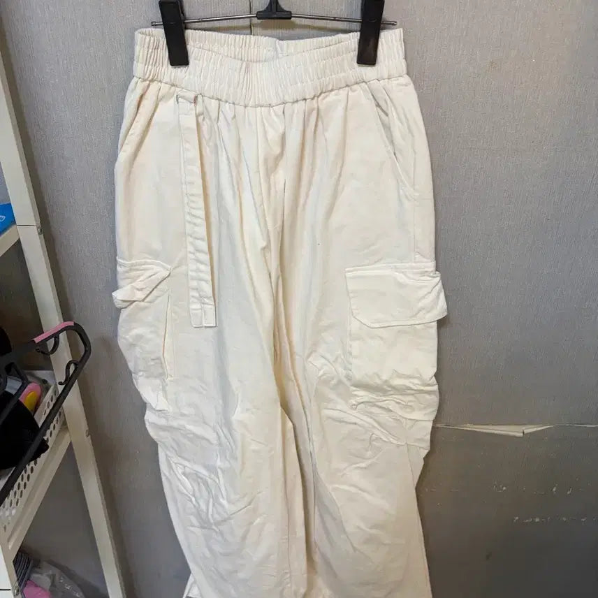 [BUNJANG] Ivory Cargo Pants / 아이보리 카고 팬츠