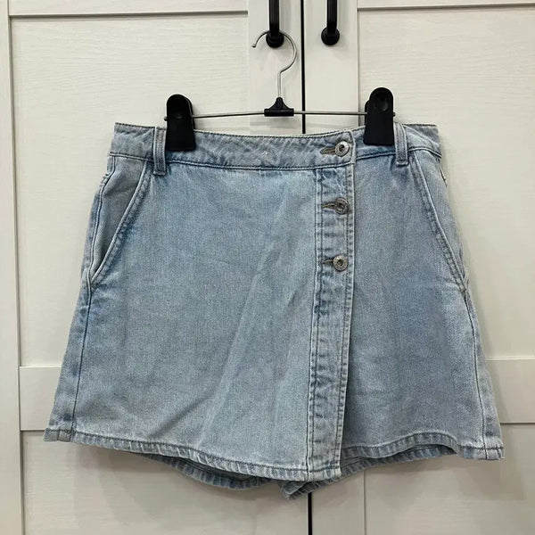 [BUNJANG] Guess Light Wash Denim Skirt Pants / Guess 게스 연청 데님 스커트 팬츠 치마 바지 청치마