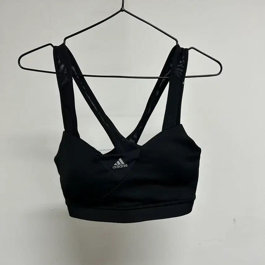 [BUNJANG] Adidas Black Sports Bra Top / 아디다스 블랙 스포츠 브라탑