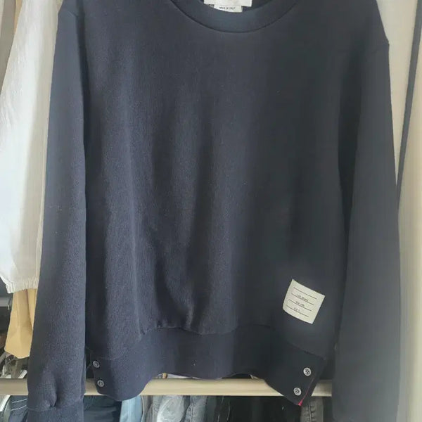 [BUNJANG] Thom Browne Sweatshirt - White / 톰브라운 백삼선 맨투맨