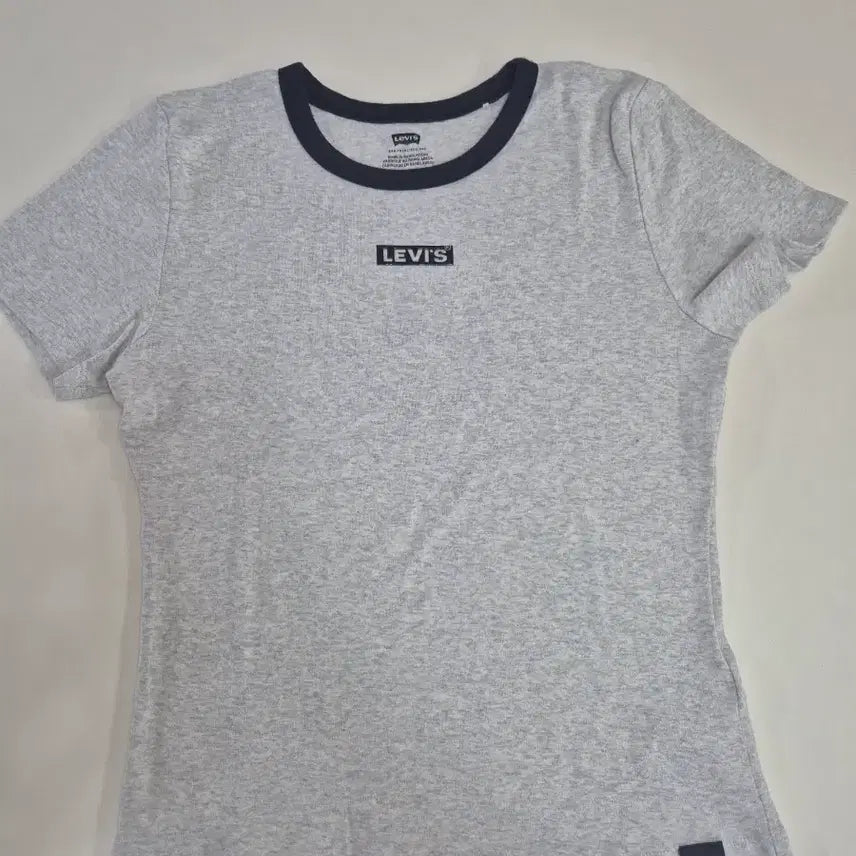 [BUNJANG] Levi's Women's Top Size S / 리바이스. 여성상의.S85.최상