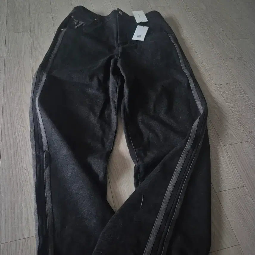 [BUNJANG] Bonbatto Two Line Track Pants XL / 본바트 two line track pants