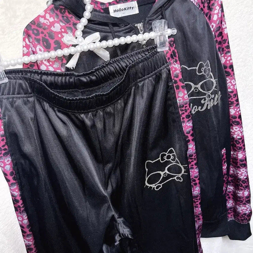 [BUNJANG] Hello Kitty Leopard Tracksuit Set Hoodie Zip-Up Track Pants / 헬로키티 셋업 후드집업 트랙팬츠 레오파드 호피 갸루 펑크 핀터 y2k