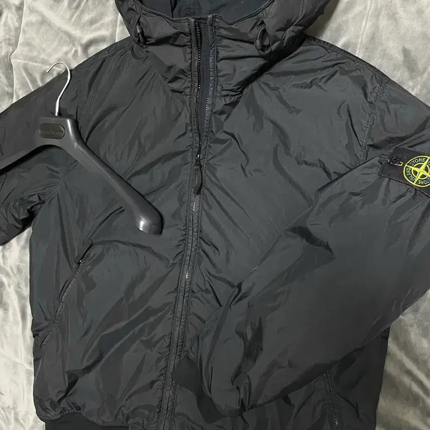 [BUNJANG] Stone Island 24FW Crinkle Labs Primatoft Lightweight Down Jacket XXL / [xxl] 24fw 스톤아일랜드 크링클랩스 프리마토프 경량패딩 자켓