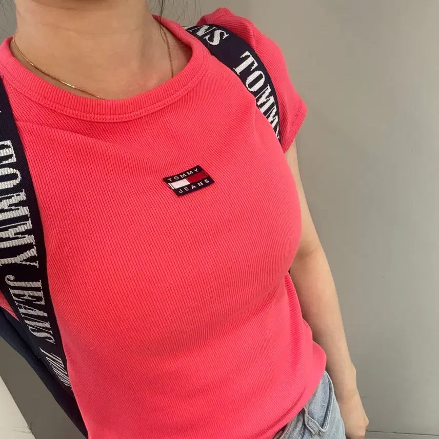 [BUNJANG] Tommy Jeans Slim Badge Ribbed T-Shirt XS / 타미진스 슬림뱃지 립티셔츠 xs 골지티 여름 반팔티셔츠 반팔티