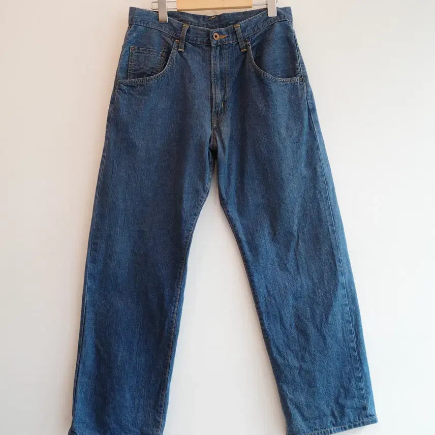[BUNJANG] EDWIN 505D Loose Fit Selvedge Denim (30 inch) / EDWIN 에드윈 505D 루즈핏 셀비지 데님 (30인치)