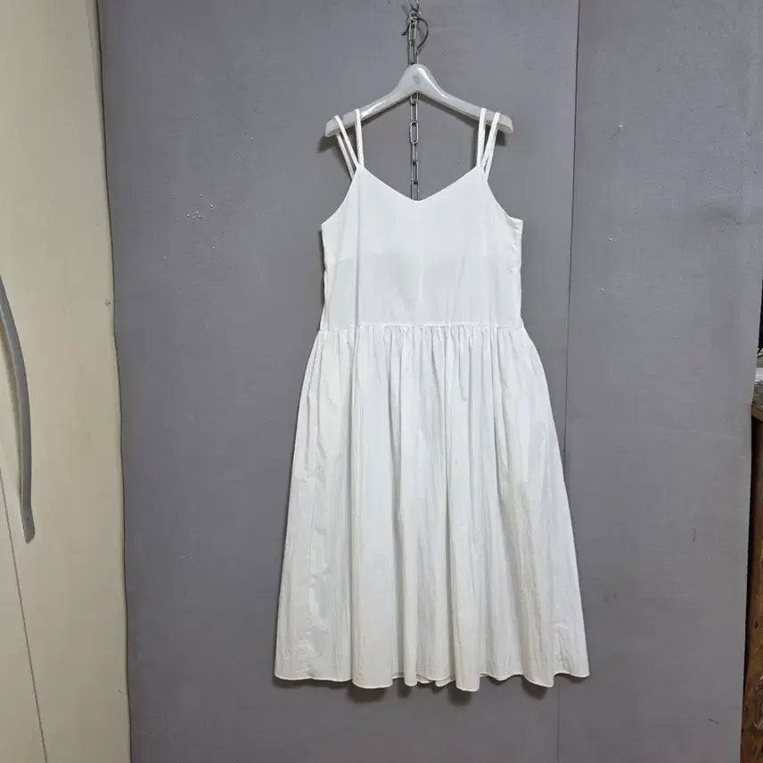 [BUNJANG] White Crinkled Fabric Girly Dress (Size F) / 흰색 바스락소재 소녀스런 원피스 F   n5607