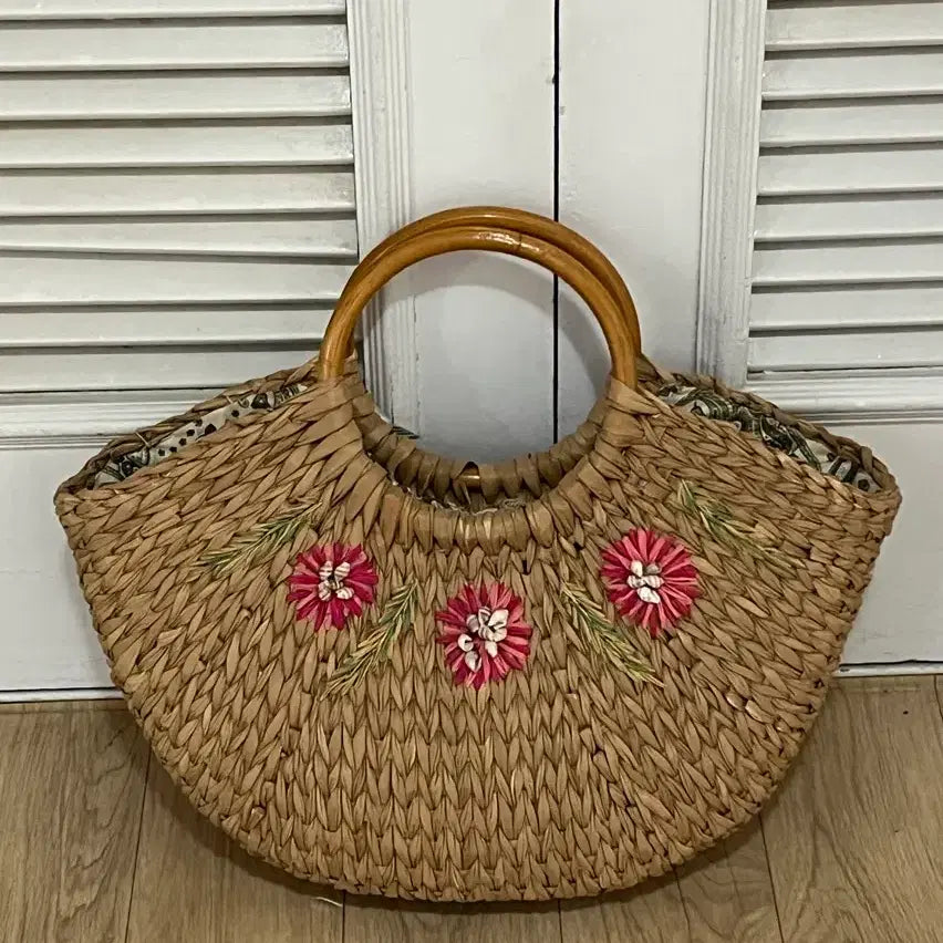 [BUNJANG] Mori Girl Vintage Floral Embroidered Rattan Bag / 모리걸 빈티지 꽃 자수 라탄 가방
