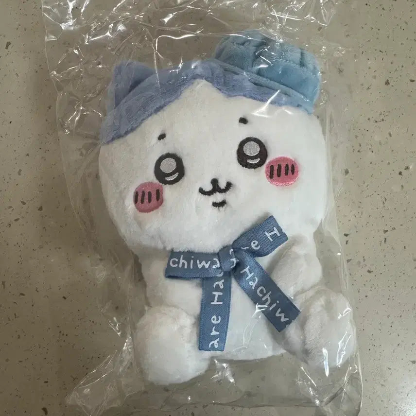 [BUNJANG] Chiikawa Hachiware Tokyo Station Sitting Plush / 치이카와 하치와레 도쿄역 앉은누이