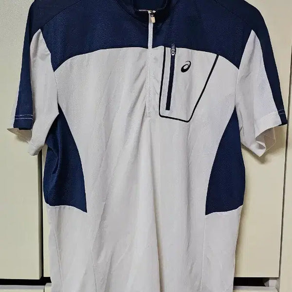 [BUNJANG] Asics Short Sleeve T-Shirt Navy/White Size 100 / 아식스 반팔 티셔츠 네이비/화이트 100