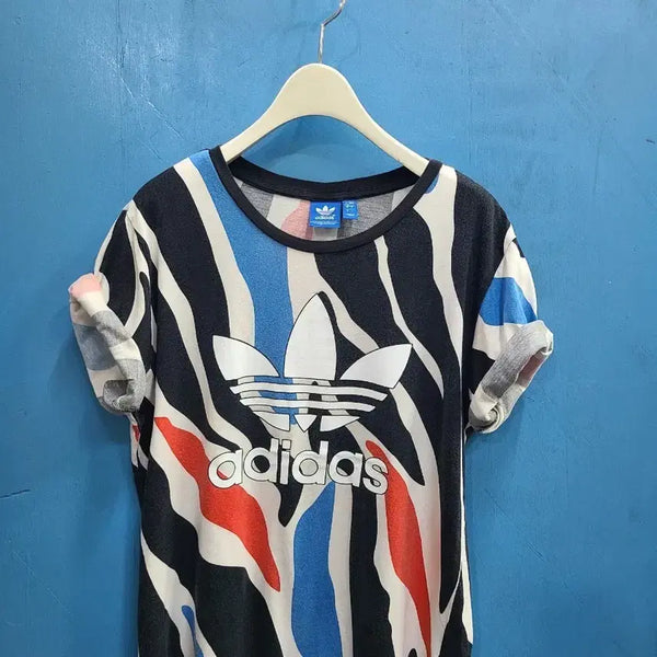 [BUNJANG] Adidas Japan Leopard Print Trefoil T-Shirt / 일본판 아디다스 레오파드 불꽃 반팔티