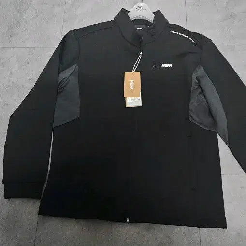 [BUNJANG] Nepa Windbreaker Black 110 New / 미착용 네파 바람막이 블랙 새상품110