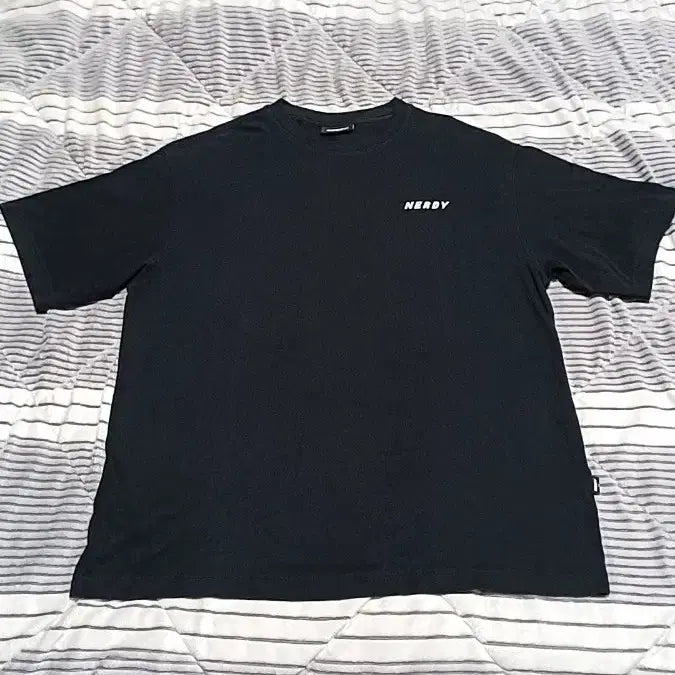 [BUNJANG] NERDY Short Sleeve T-Shirt / 널디 반팔 110 가슴58 기장73