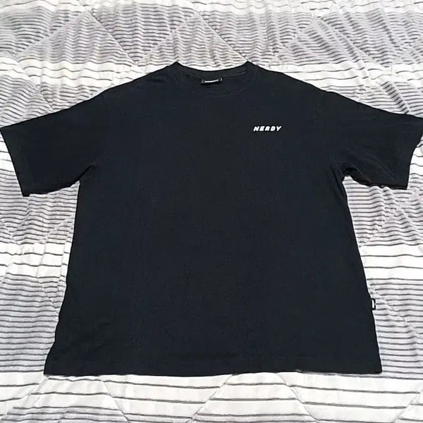 [BUNJANG] NERDY Short Sleeve T-Shirt / 널디 반팔 110 가슴58 기장73