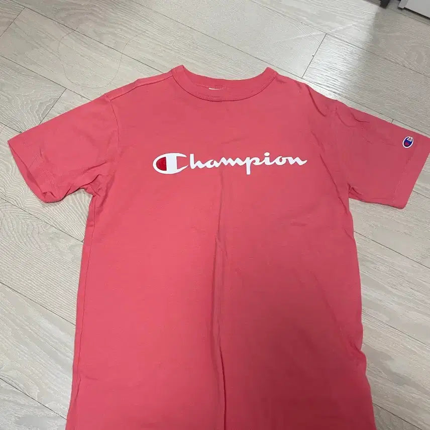 [BUNJANG] Champion Logo T-Shirt Pink / Champion 챔피온 로고 반팔 티셔츠 핑크 새상품