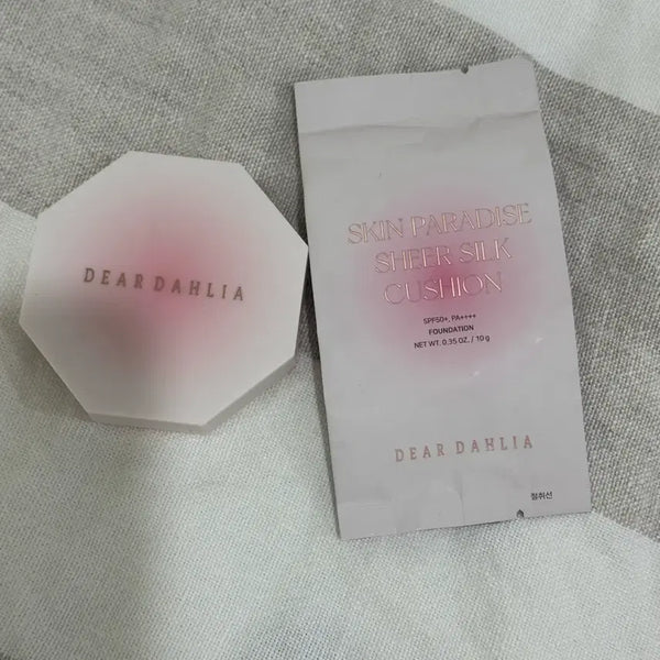 [BUNJANG] Dear Dahlia Skin Paradise Sheer Silk Cushion Case + Refill (Shade 21 Peach Ivory) with Beary Mini Blusher / 디어달리아 스킨 파라다이스 쉬어실크 쿠션 케이스+ 리필21호 피치아이보리