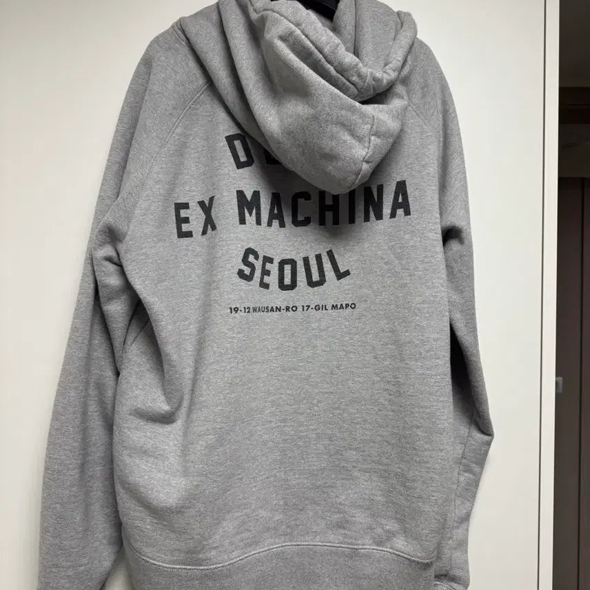 [BUNJANG] Deus Ex Machina Hooded Sweatshirt Grey L / [L] 데우스 엑스 마키나 후드 그레이