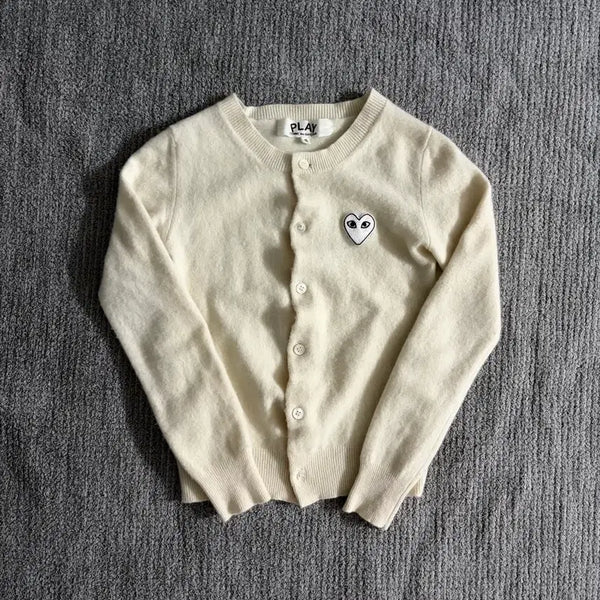 [BUNJANG] Comme des Garçons White Emblem Cardigan Women's Small / (새상품급, S) 꼼데가르송 화이트와펜 가디건