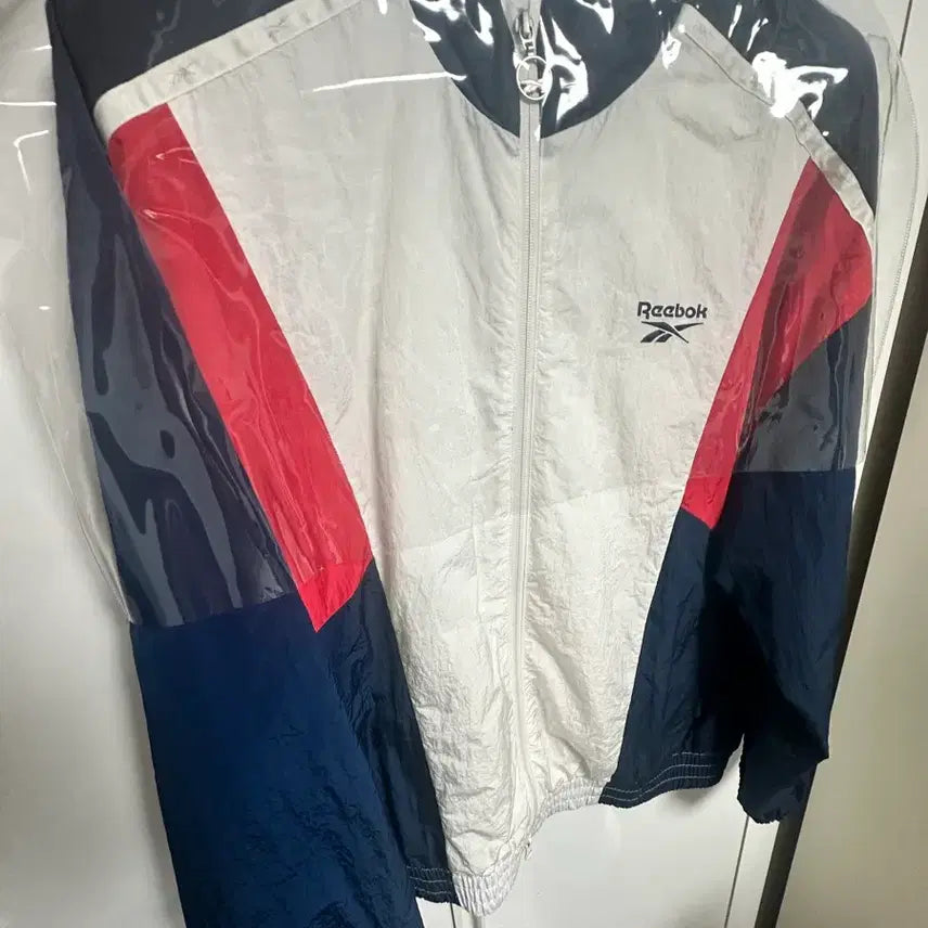 [BUNJANG] Reebok Rival Windbreaker L / 리복 라이벌 윈드 브레이커 L