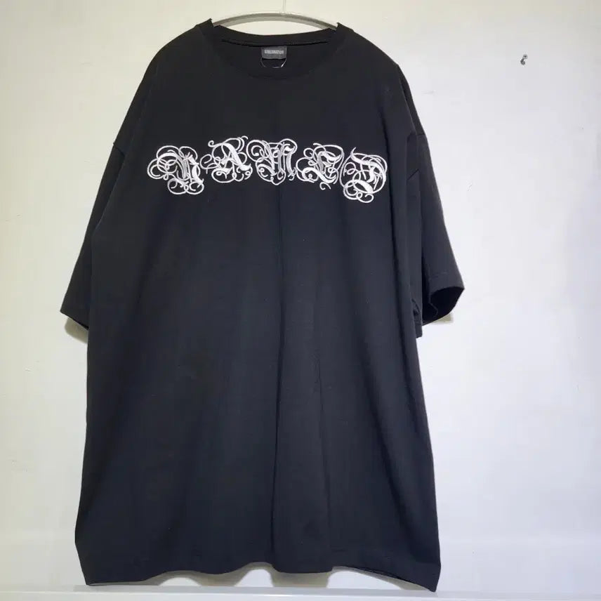 [BUNJANG] Vintage Zone Sublimation Printing T-shirt Black/White Size 115 / 빈티지존 Sublimation 프린팅 반팔티 115