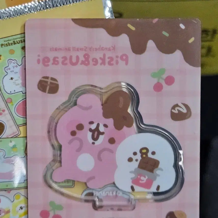 [BUNJANG] Kanahei's Little Animals Chocolate Eating Acrylic Stand / 카나헤이의 소동물 아크릴스탠드 판매