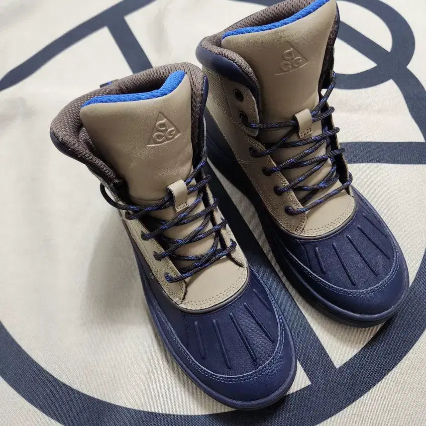 [BUNJANG] NIKE ACG 240mm Boots Sneakers / [NIKE ACG] 240mm 부츠 운동화(새상품)