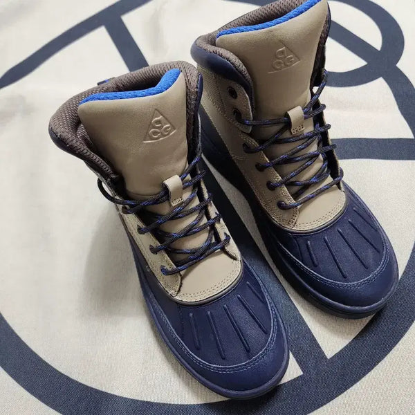 [BUNJANG] NIKE ACG 240mm Boots Sneakers / [NIKE ACG] 240mm 부츠 운동화(새상품)