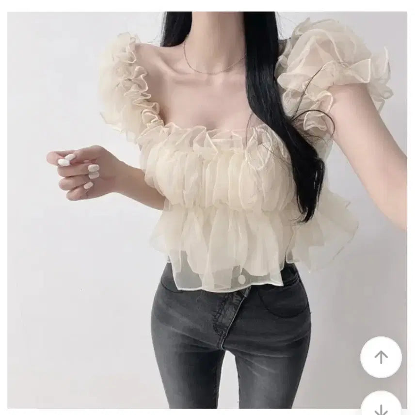 [BUNJANG] Two-Way Lovely Frill Puff Blouse - New Condition / [새상품] 투웨이 러블리 프릴 퍼프 블라우스