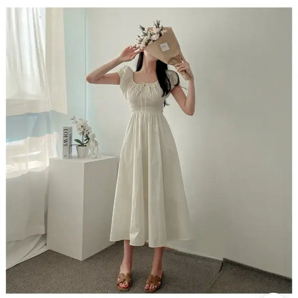[BUNJANG] White Square Neck Shirring Dress / [새상품] 바스락 셔링 스퀘어넥 화이트 원피스 여행룩 휴가룩