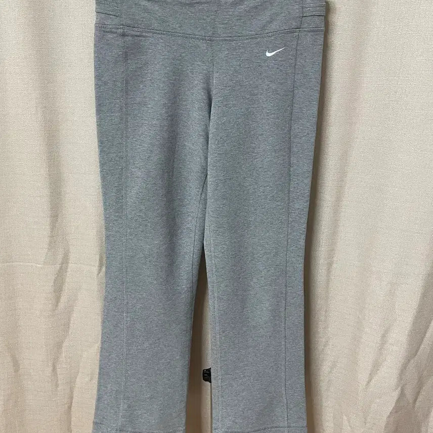 [BUNJANG] Nike Women's Grey Training Pants / 나이키 여성 회색 트레이닝 바지