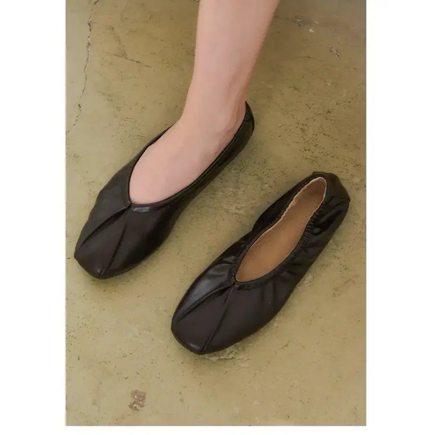 [BUNJANG] Tarktroyme Shirring Flat Shoes - Dark Brown / 타크트로이메 셔링 플랫슈즈 다크브라운