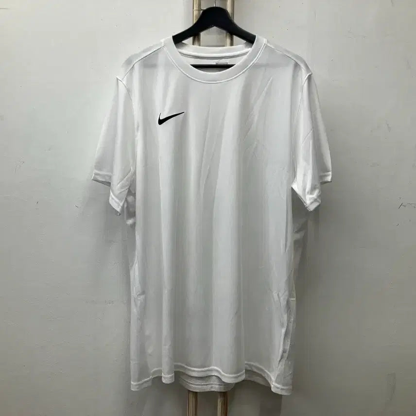 [BUNJANG] Nike Functional Short-Sleeve T-Shirt XXL / 나이키(NIKE) 기능성 반팔티 XXL(115)