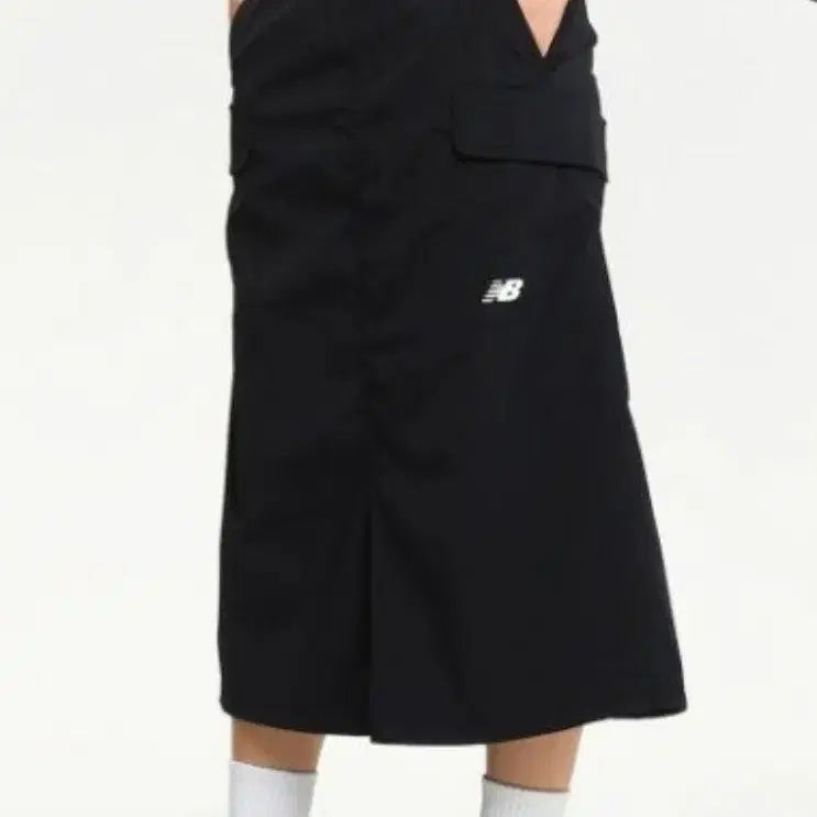 [BUNJANG] New Balance Black Cargo Long Skirt / 뉴발란스 블랙 롱 스커트