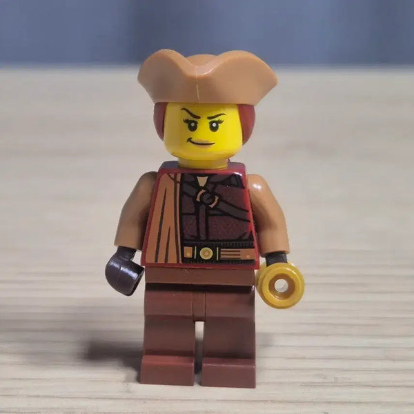 [BUNJANG] LEGO Pirates First Mate Minifigure / 레고 bam 해적 일등항해사 미니피규어