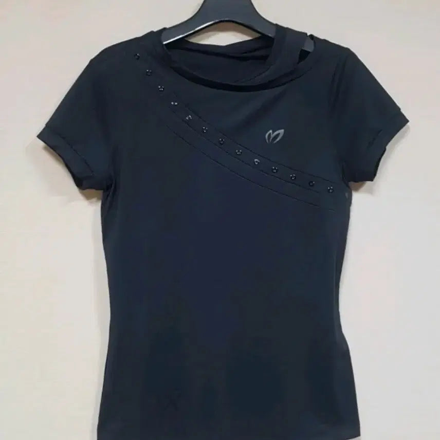 [BUNJANG] Master Bunny Edition Women's Diagonal Dot Short Sleeve T-Shirt / 마스터바니 여성 사선 도트 반팔티셔츠 (새상품)