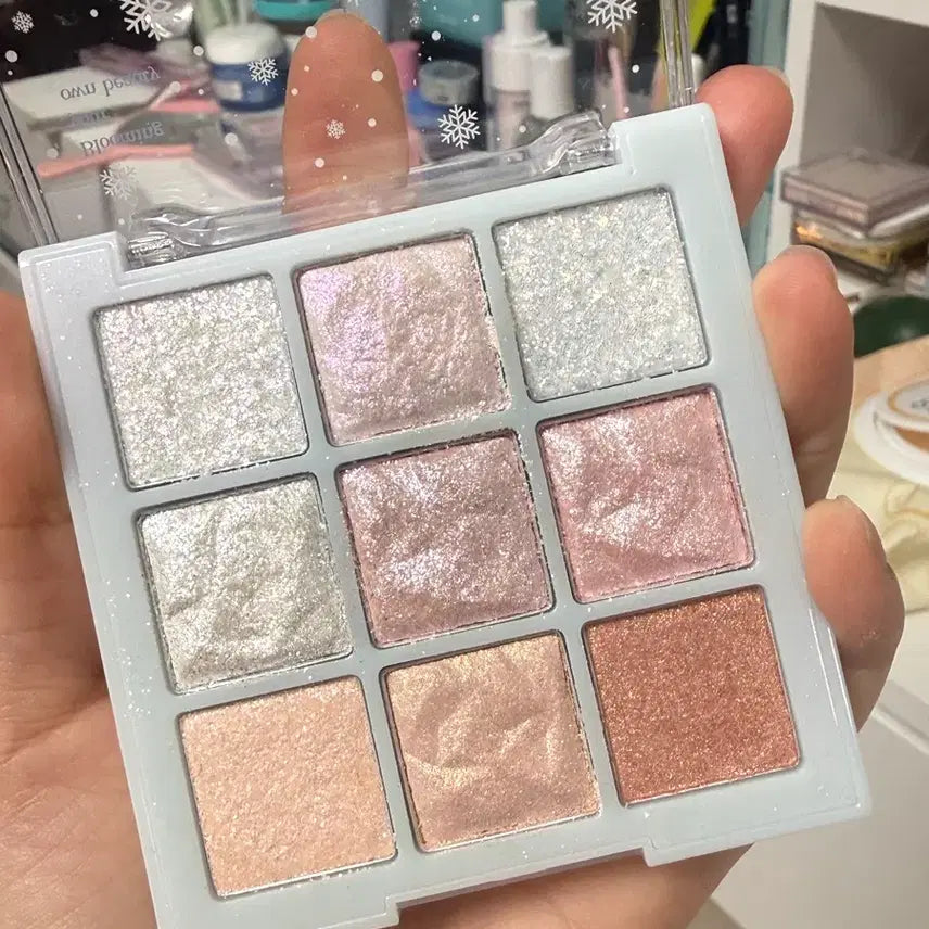 [BUNJANG] Dasique Eyeshadow Palette 25 Holiday Snowball / 데이지크 새도우 팔레트 25 홀리데이 스노우볼