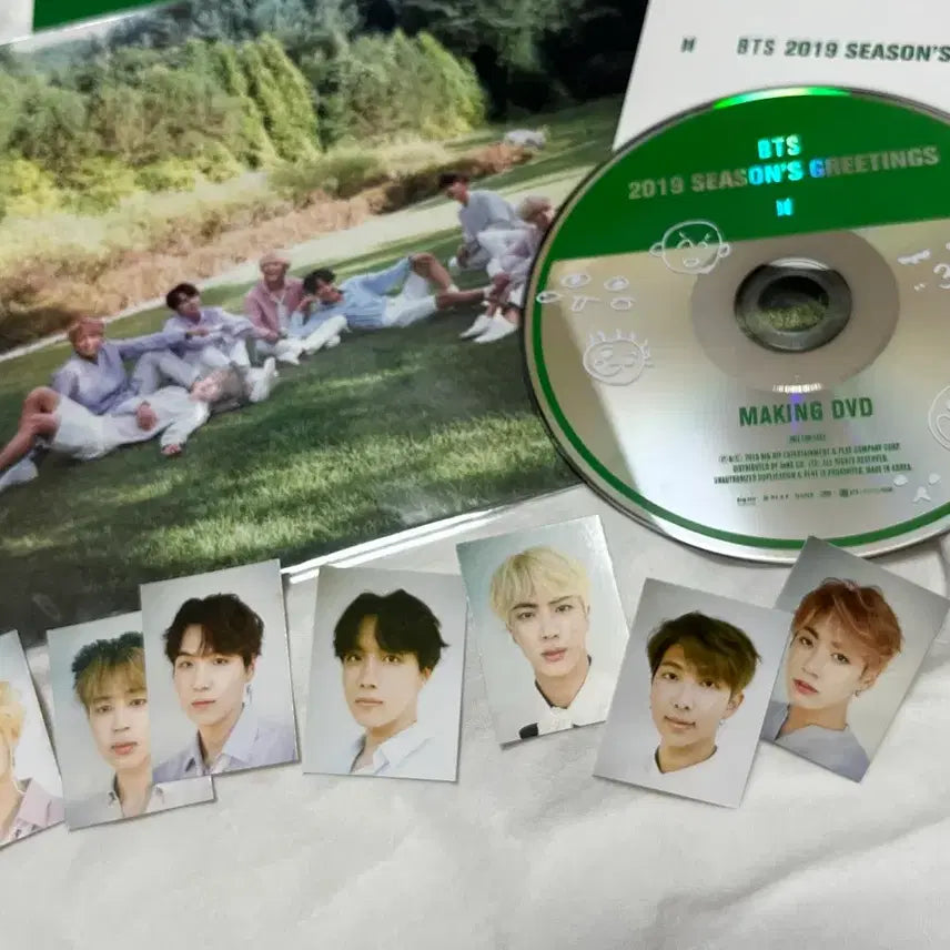 [BUNJANG] BTS 2019 Season's Greetings Bundle Set / 방탄소년단 BTS 2019 시즌그리팅 시그 일괄