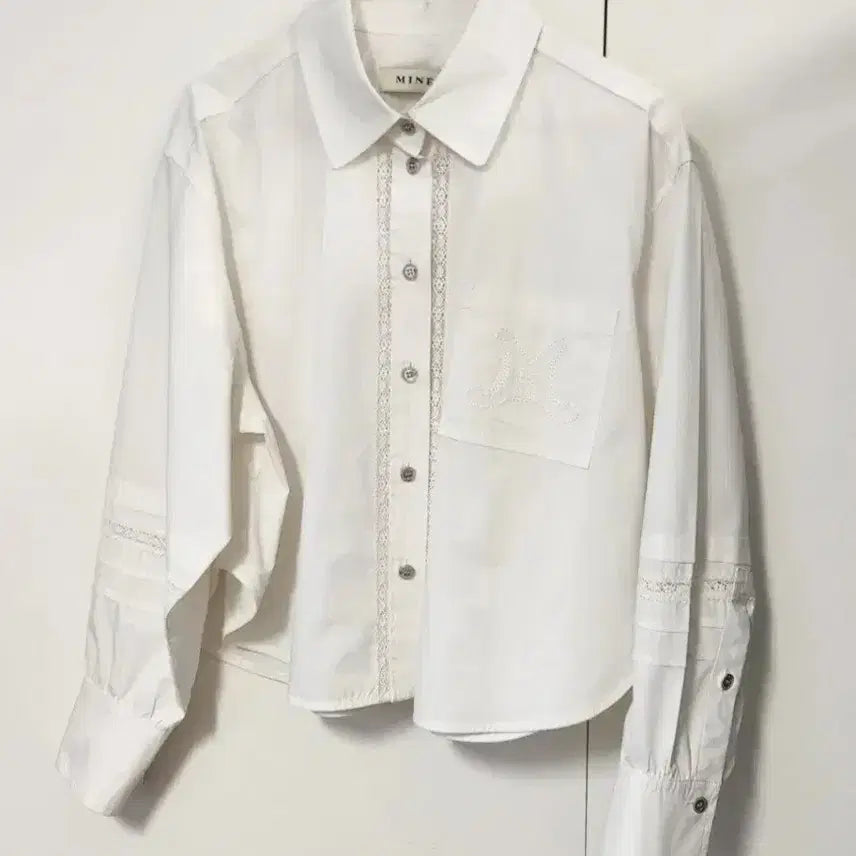[BUNJANG] Mine Lace Detail Shirt / 마인 레이스 장식 셔츠 가슴둘레 82