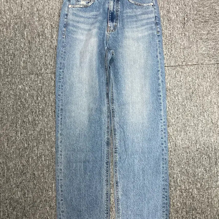 [BUNJANG] Plac Women's Loose Straight Light Blue Denim Pants Size 26 / 플랙 여성 루즈 스트레이트 연청 데님 팬츠 26