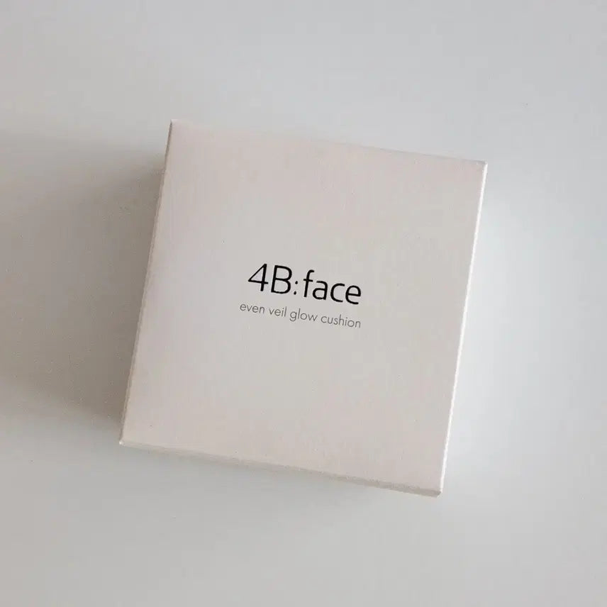 [BUNJANG] Phobie Face Even Veil Glow Cushion SPF 50+ PA++++ (Ivory 02) - Full Set with Refill / 새제품) 포비페이스 이븐 베일 글로우 쿠션 본품 + 리필 02 아이보리