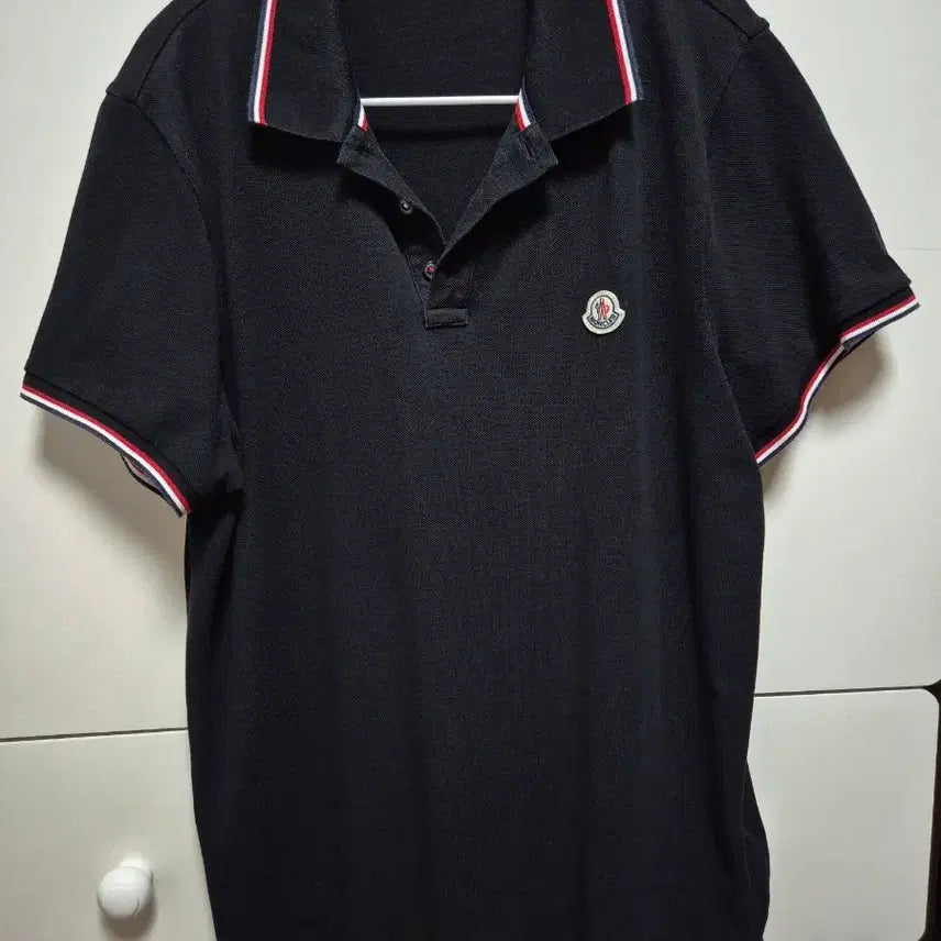 [BUNJANG] Moncler Men's Polo Shirt / 몽클레어 카라티