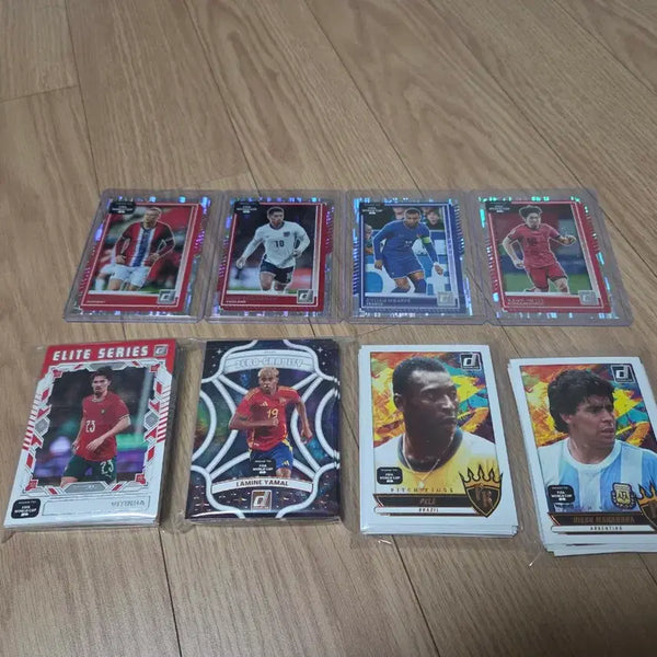 [BUNJANG] Panini 2026 World Cup Card Bundle Set (71 Cards) featuring Marada, Pele, Yamal, Haaland, Bellingham, Mbappe, Endrick, Leee Kang-in / 2026 월드컵(야말 벨링엄 음바페 홀란드 등)71장