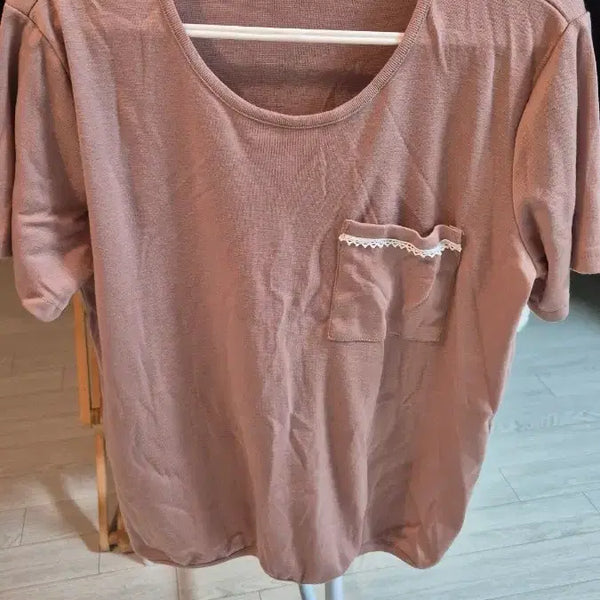 [BUNJANG] Lace Pocket Short Sleeve T-Shirt - Pink / 레이스 포켓 반팔 티셔츠 핑크