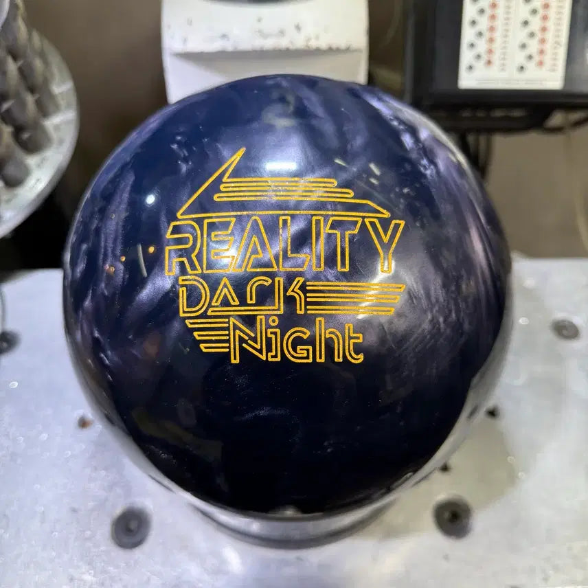 [BUNJANG] 900 Global Reality Dark Knight Bowling Ball 15lb / 900글로벌 - 리얼리티 다크나이트 15파운드 (공인구)