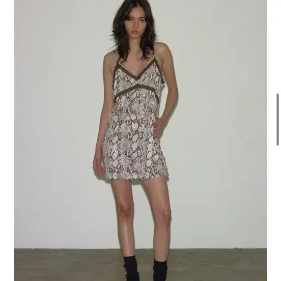 [BUNJANG] SEO Panton Slip Mini Dress / 에스이오 팬톤 슬립 미니원피스