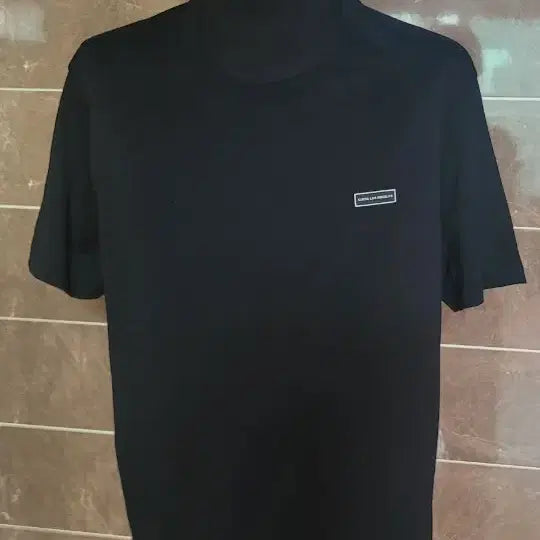 [BUNJANG] Guess Los Angeles Black Short Sleeve T-Shirt / 남성여유100~늘씬105사이즈 GUESS 블랙 반팔티(얇음)