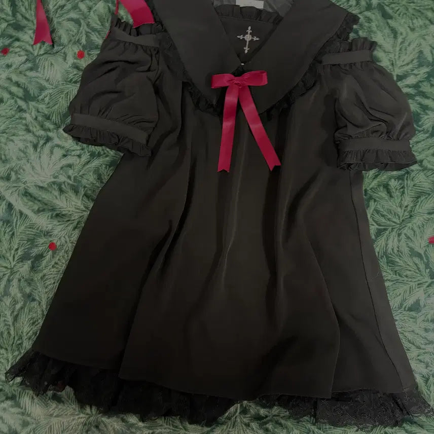 [BUNJANG] Amabel Rosary Lace Short Sleeve Dress (Bordeaux) + Ribbon Headband Set / 아마벨 로자리 레이스 반팔 원피스 보르도+리본머리띠 세트